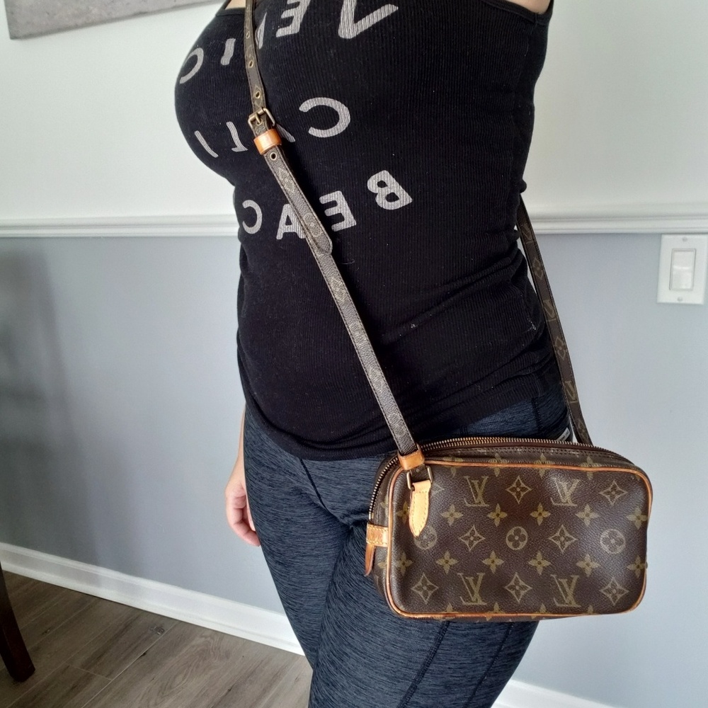 Authentic Louis Vuitton Marly Bandouliere - Picture 5 of 8